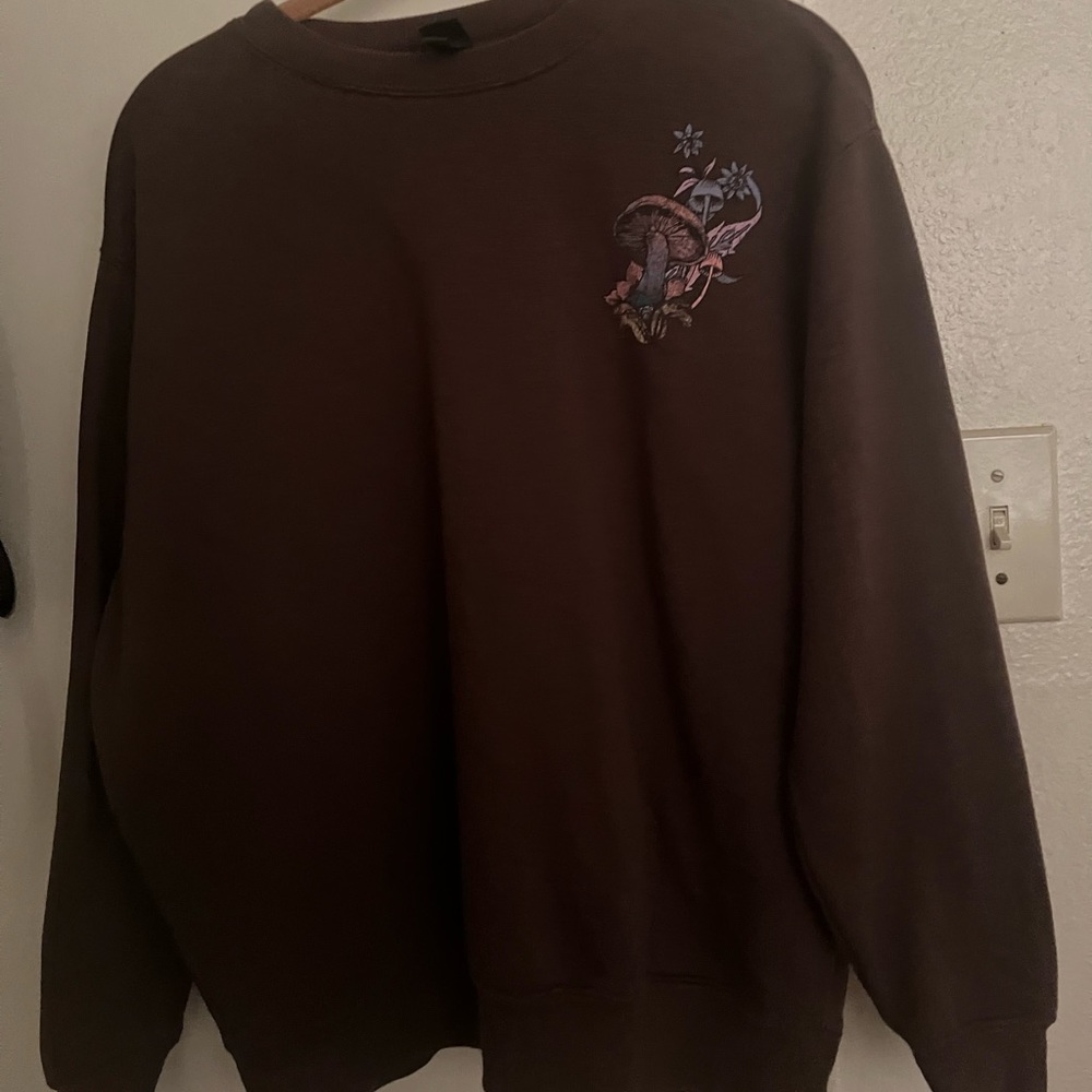 Sweat shirt,great condition,weared a couple times.